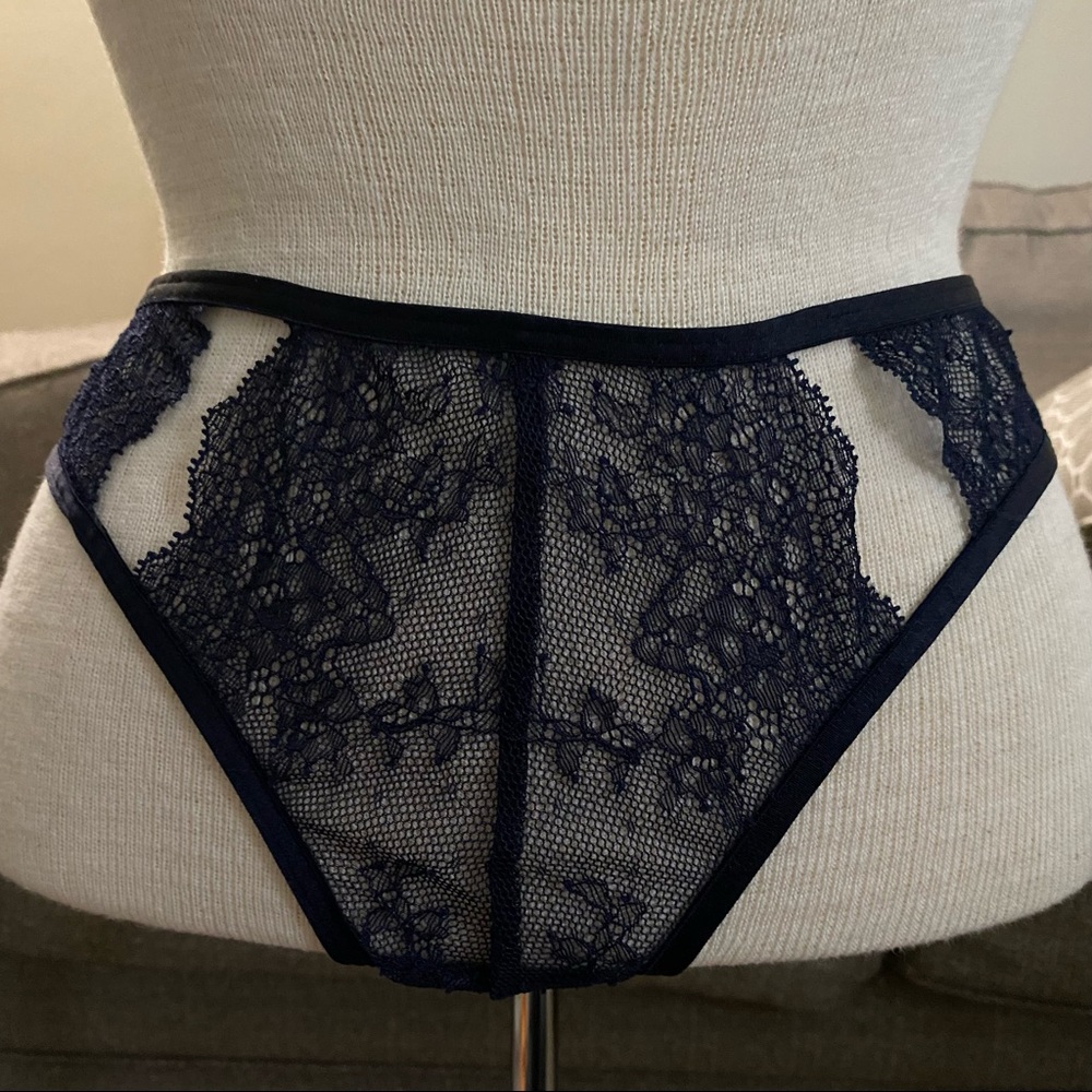 Victoria’s Secret VS Very Sexy Thong - Navy Blue - Size L - Brand New with Tags!